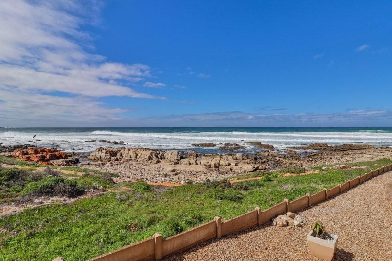 4 Bedroom Property for Sale in Jongensfontein Western Cape